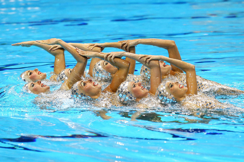 natación sincro